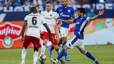 练场上持之 练场上持之