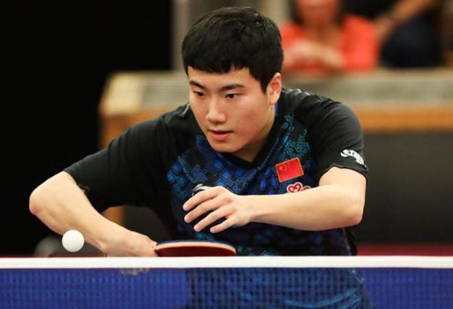 轻的职业球 轻的职业球